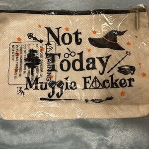 COPY - Halloween make up bag new in package